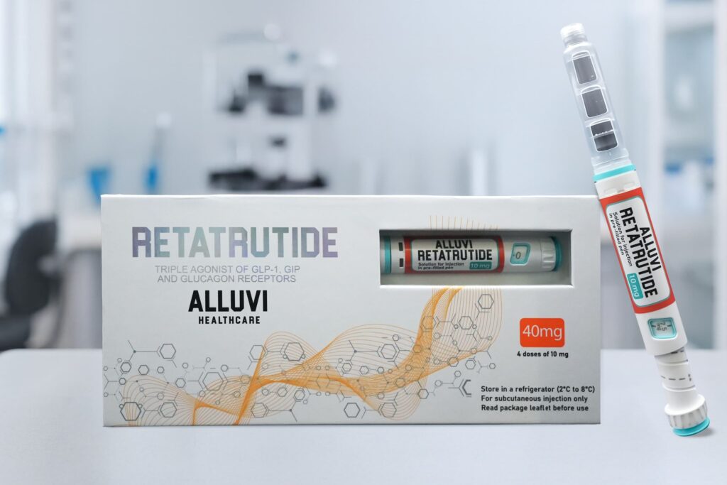 retat40mg front dr background pen 1 scaled 1 2 1024x683